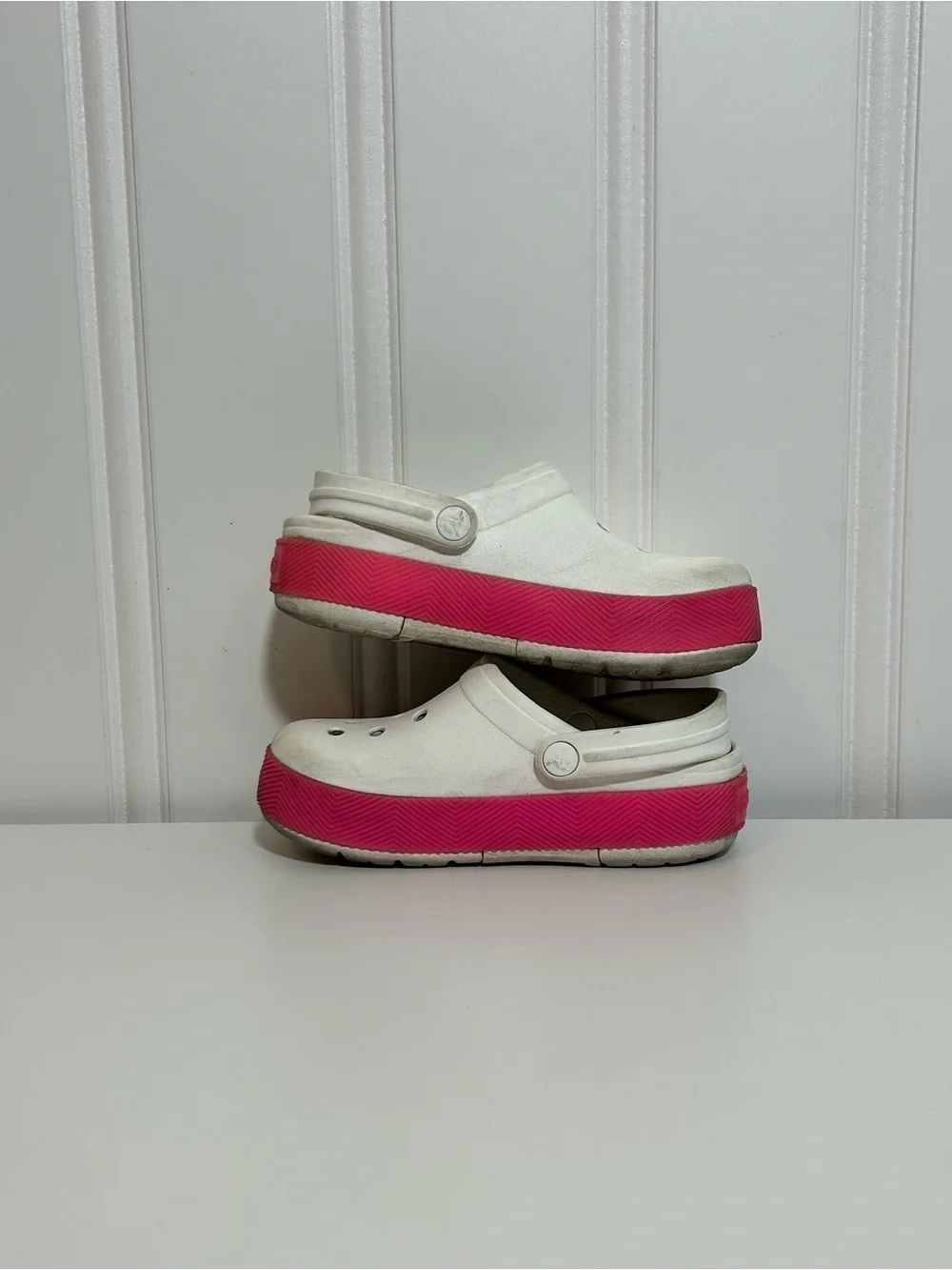 CROCS Kids White Clog with Pink Midsole
